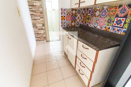 Corredor de apartamento à venda com 3 quartos, 72m² em Itaquera, São Paulo