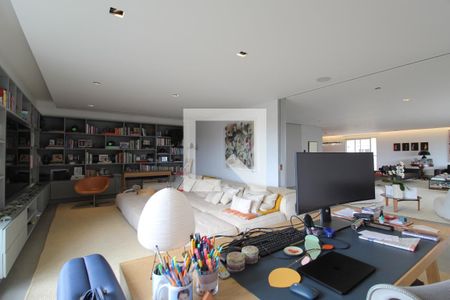Escritório de apartamento à venda com 3 quartos, 450m² em Itaim Bibi, São Paulo