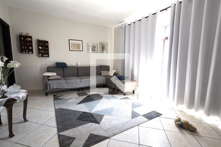 Sala de casa à venda com 5 quartos, 350m² em Vila Curuçá, Santo André