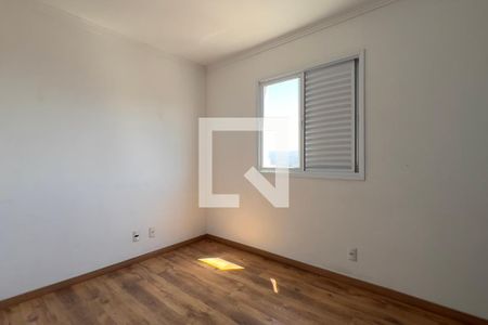 Quarto de apartamento à venda com 2 quartos, 75m² em Picanço, Guarulhos