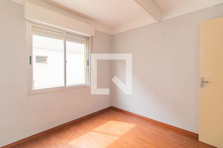 Quarto 2 de apartamento para alugar com 2 quartos, 68m² em Santana, Porto Alegre