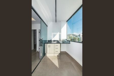 Varanda da Sala de apartamento para alugar com 2 quartos, 81m² em Estoril, Belo Horizonte