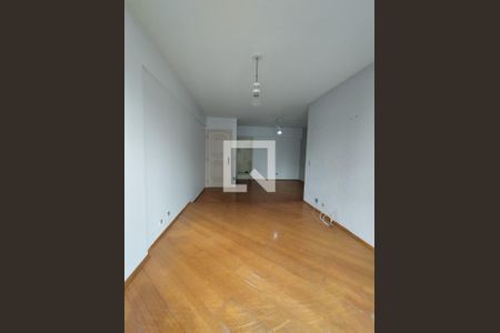 Sala de apartamento à venda com 3 quartos, 229m² em Vila Gumercindo, São Paulo