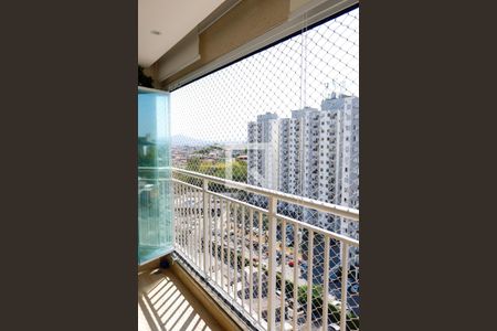 Sacada de apartamento à venda com 2 quartos, 52m² em Jardim Roberto, Osasco