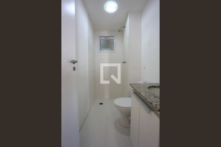 Lavabo de apartamento para alugar com 2 quartos, 73m² em Vila Suzana, São Paulo