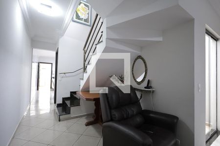 Escada de casa à venda com 4 quartos, 152m² em Vila Valparaíso, Santo André