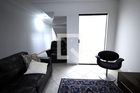 Sala de casa à venda com 4 quartos, 152m² em Vila Valparaíso, Santo André