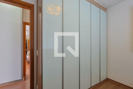 Quarto 1 de apartamento à venda com 3 quartos, 97m² em Castelo, Belo Horizonte