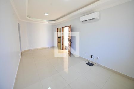 Sala de casa para alugar com 3 quartos, 221m² em Jardim América, Goiânia