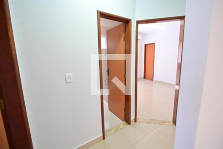 Hall de casa para alugar com 3 quartos, 221m² em Jardim América, Goiânia