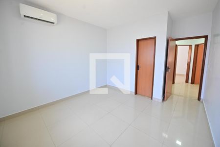 Suíte 1 de casa para alugar com 3 quartos, 221m² em Jardim América, Goiânia