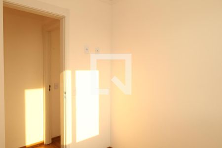 Quarto 1 de apartamento para alugar com 2 quartos, 37m² em Vila Carmosina, São Paulo