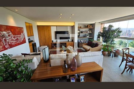 Apartamento à venda com 4 quartos, 146m² em Perdizes, São Paulo