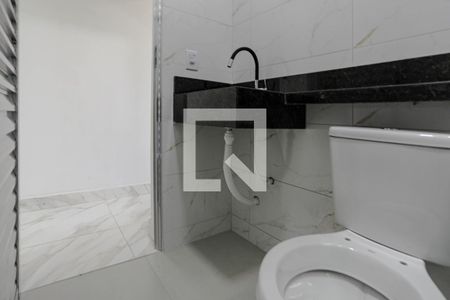 Banheiro de apartamento para alugar com 1 quarto, 80m² em Vila Oliveira, Mogi das Cruzes