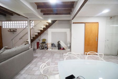 Casa à venda com 4 quartos, 90m² em Pinheiros, São Paulo