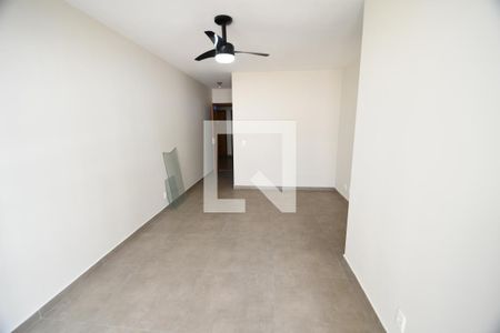Sala de apartamento para alugar com 3 quartos, 69m² em Mansões Santo Antônio, Campinas