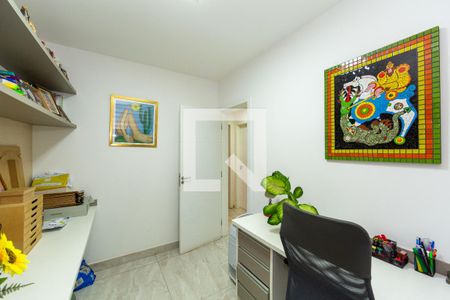 Quarto 2 de apartamento à venda com 3 quartos, 70m² em Buritis, Belo Horizonte
