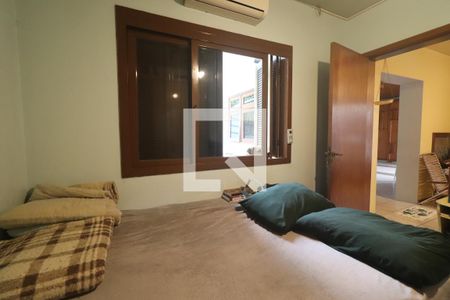 Quarto 02 de casa à venda com 5 quartos, 231m² em Vila Nova, Novo Hamburgo