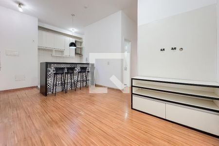 Sala de apartamento à venda com 3 quartos, 64m² em Cambuci, São Paulo
