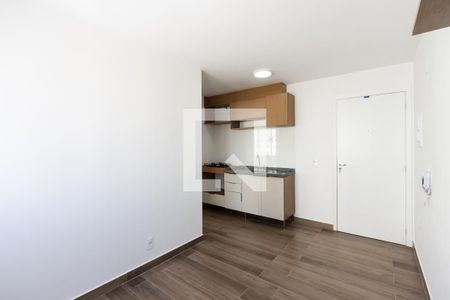 Sala/Cozinha de apartamento para alugar com 1 quarto, 25m² em Barra Funda, São Paulo