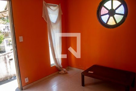 Sala de casa para alugar com 2 quartos, 115m² em Centro Alto, Ribeirão Pires