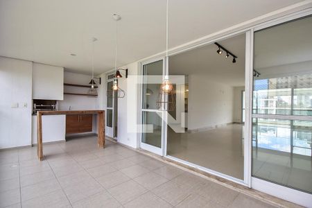 Varanda 1 de apartamento à venda com 3 quartos, 213m² em Vila Andrade, São Paulo