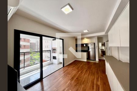 Sala de apartamento para alugar com 1 quarto, 51m² em Cambuí, Campinas