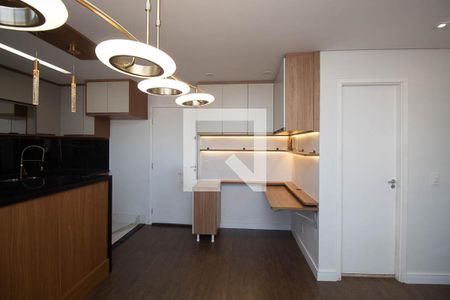 Sala/Cozinha de apartamento para alugar com 1 quarto, 43m² em Vila Gustavo, São Paulo