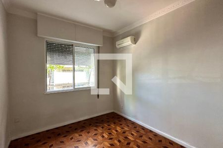 Quarto 01 de apartamento à venda com 2 quartos, 81m² em Leme, Rio de Janeiro