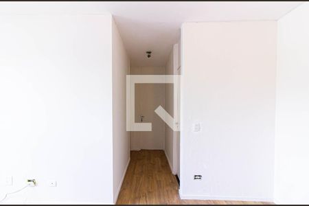 Corredor de apartamento para alugar com 2 quartos, 55m² em Barra Funda, São Paulo