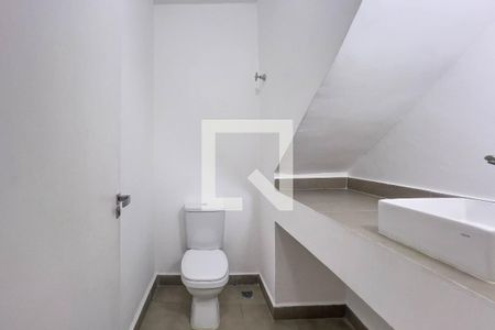 Lavabo de casa para alugar com 3 quartos, 200m² em Vila Mariana, São Paulo