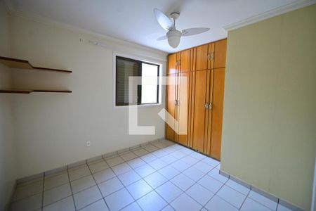 Quarto 1 de casa de condomínio para alugar com 3 quartos, 170m² em Setor Bueno, Goiânia
