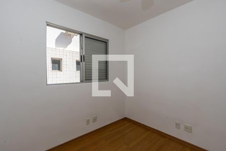 Quarto 2 de apartamento para alugar com 4 quartos, 152m² em Pampulha, Belo Horizonte