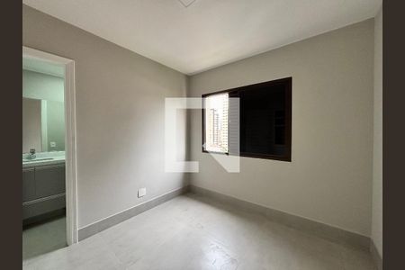 Suíte 1 de apartamento para alugar com 3 quartos, 168m² em Vila Olímpia, São Paulo