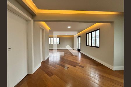 Sala de apartamento para alugar com 3 quartos, 168m² em Vila Olímpia, São Paulo