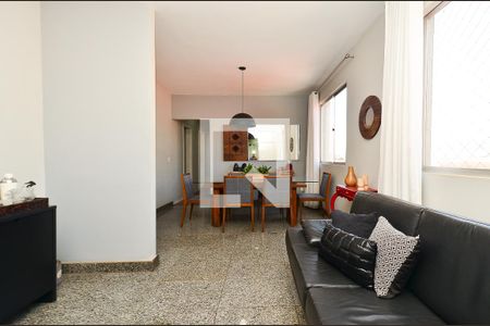 Sala de Estar de apartamento à venda com 4 quartos, 110m² em Colégio Batista, Belo Horizonte