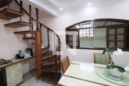 Sala de casa à venda com 3 quartos, 125m² em Cipava, Osasco