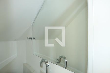 Lavabo de casa de condomínio para alugar com 2 quartos, 211m² em Parque Rincao, Cotia