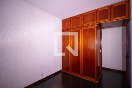Quarto 1 de apartamento para alugar com 2 quartos, 72m² em Brasilândia, São Gonçalo