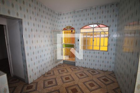 Sala 2 de casa para alugar com 2 quartos, 60m² em Industrial, Contagem
