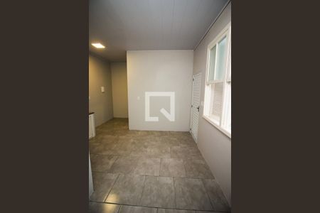 Sala/Quarto de casa de condomínio para alugar com 1 quarto, 18m² em Azenha, Porto Alegre