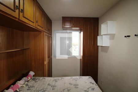 Quarto 1 de apartamento para alugar com 2 quartos, 52m² em Vila Santa Maria, São Paulo