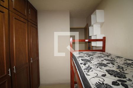 Quarto 2 de apartamento para alugar com 2 quartos, 52m² em Vila Santa Maria, São Paulo