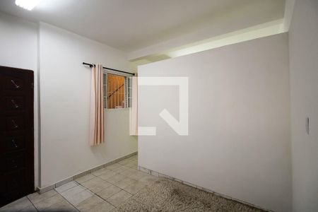 Sala/Cozinha de casa para alugar com 2 quartos, 50m² em Jardim Santa Adelia, São Paulo