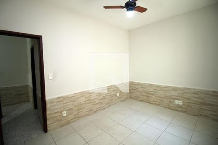 Quarto  de casa à venda com 2 quartos, 93m² em Irajá, Rio de Janeiro