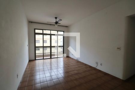 Sala de apartamento para alugar com 3 quartos, 95m² em Jardim Las Palmas, Guarujá