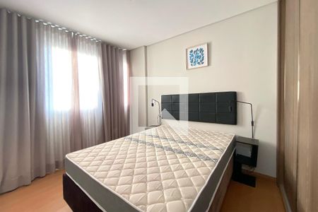 Quarto 1 de apartamento para alugar com 2 quartos, 47m² em Lourdes, Belo Horizonte