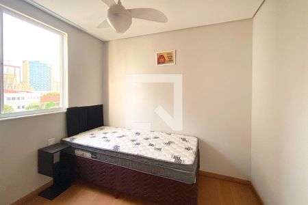 Quarto 2 de apartamento para alugar com 2 quartos, 47m² em Lourdes, Belo Horizonte