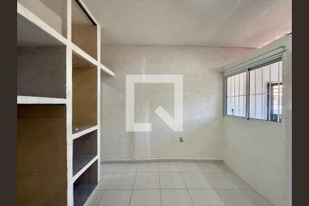 Quarto de casa para alugar com 0 quarto, 35m² em Santo Amaro, São Paulo