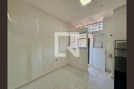 Quarto de casa para alugar com 0 quarto, 35m² em Santo Amaro, São Paulo
